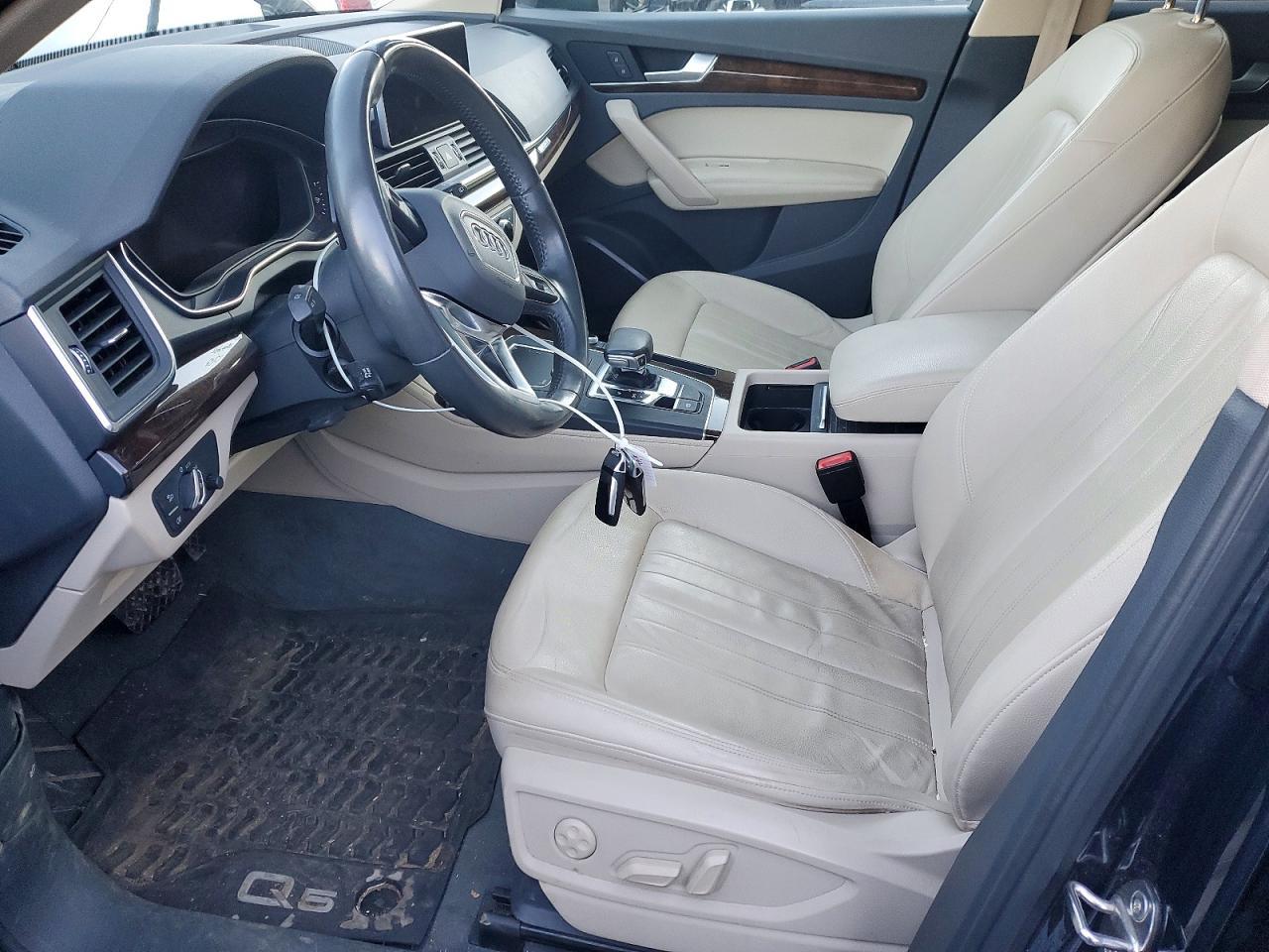 2020 AUDI Q5