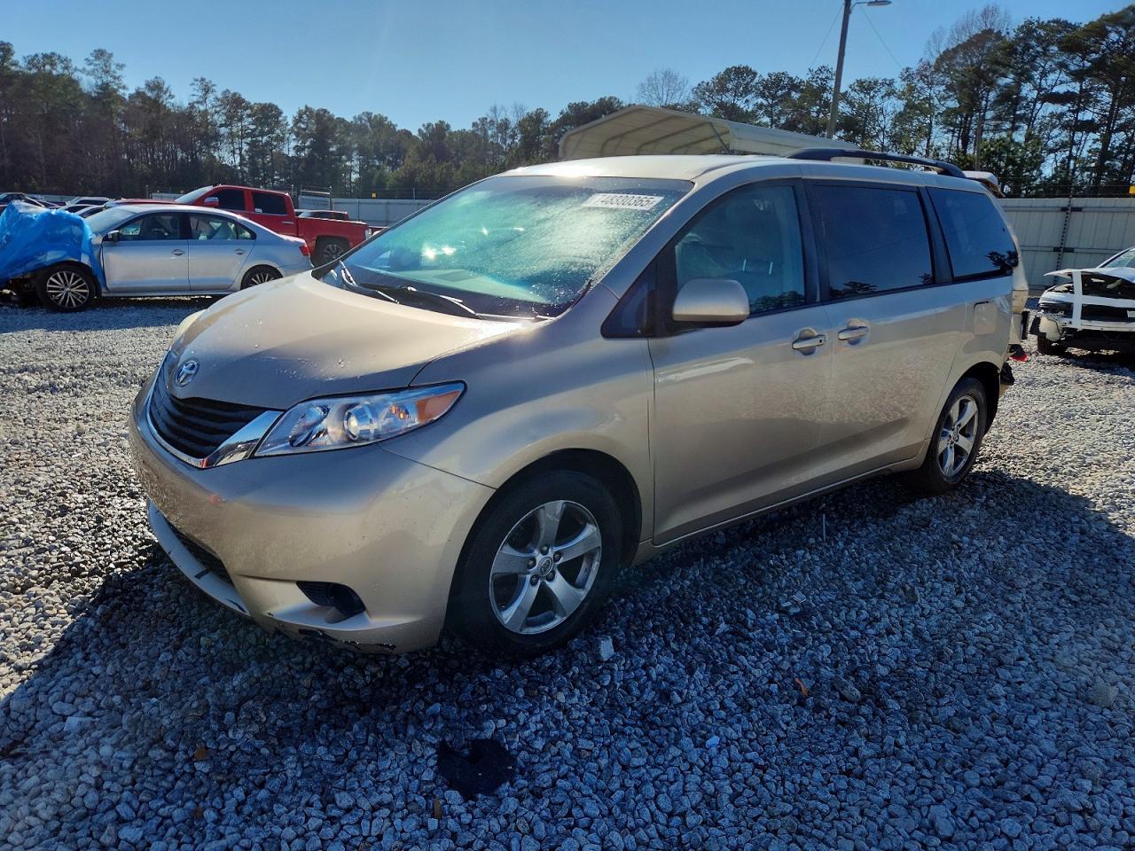 2013 TOYOTA SIENNA