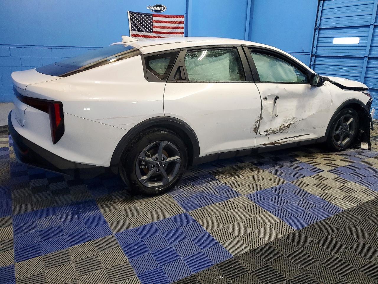 2025 KIA K4