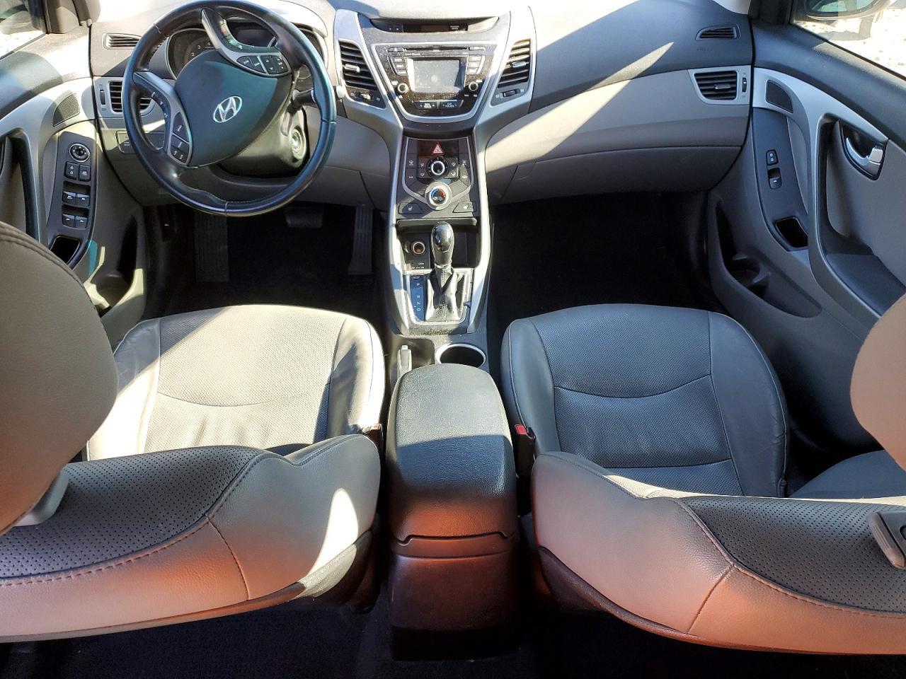 2015 HYUNDAI ELANTRA