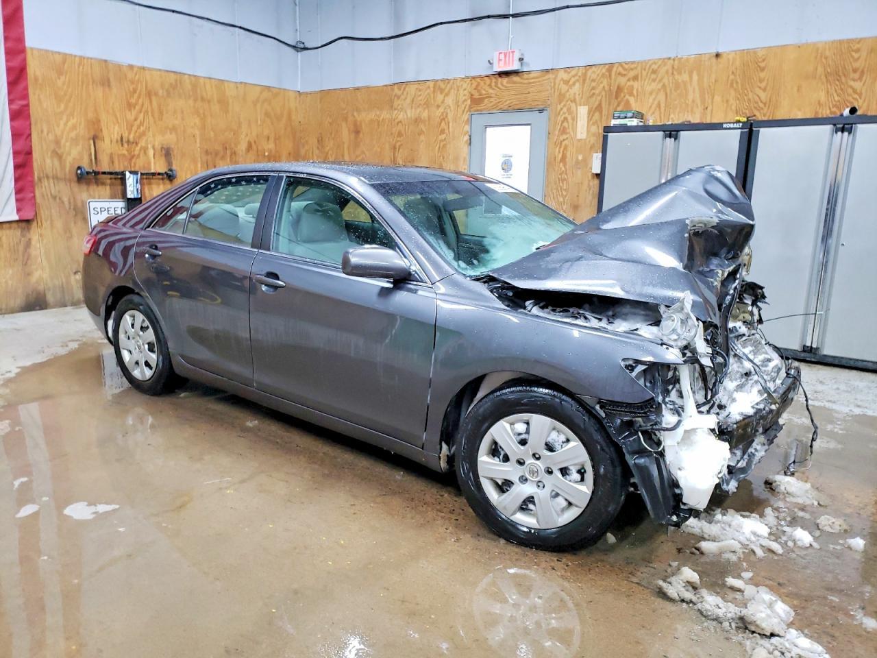 2010 TOYOTA CAMRY