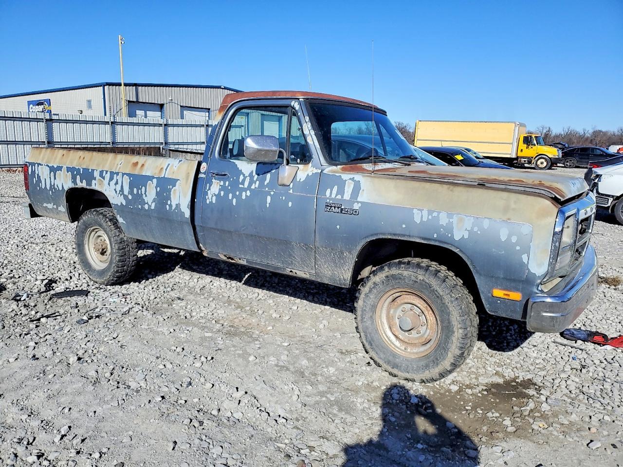 1991 DODGE W-Series