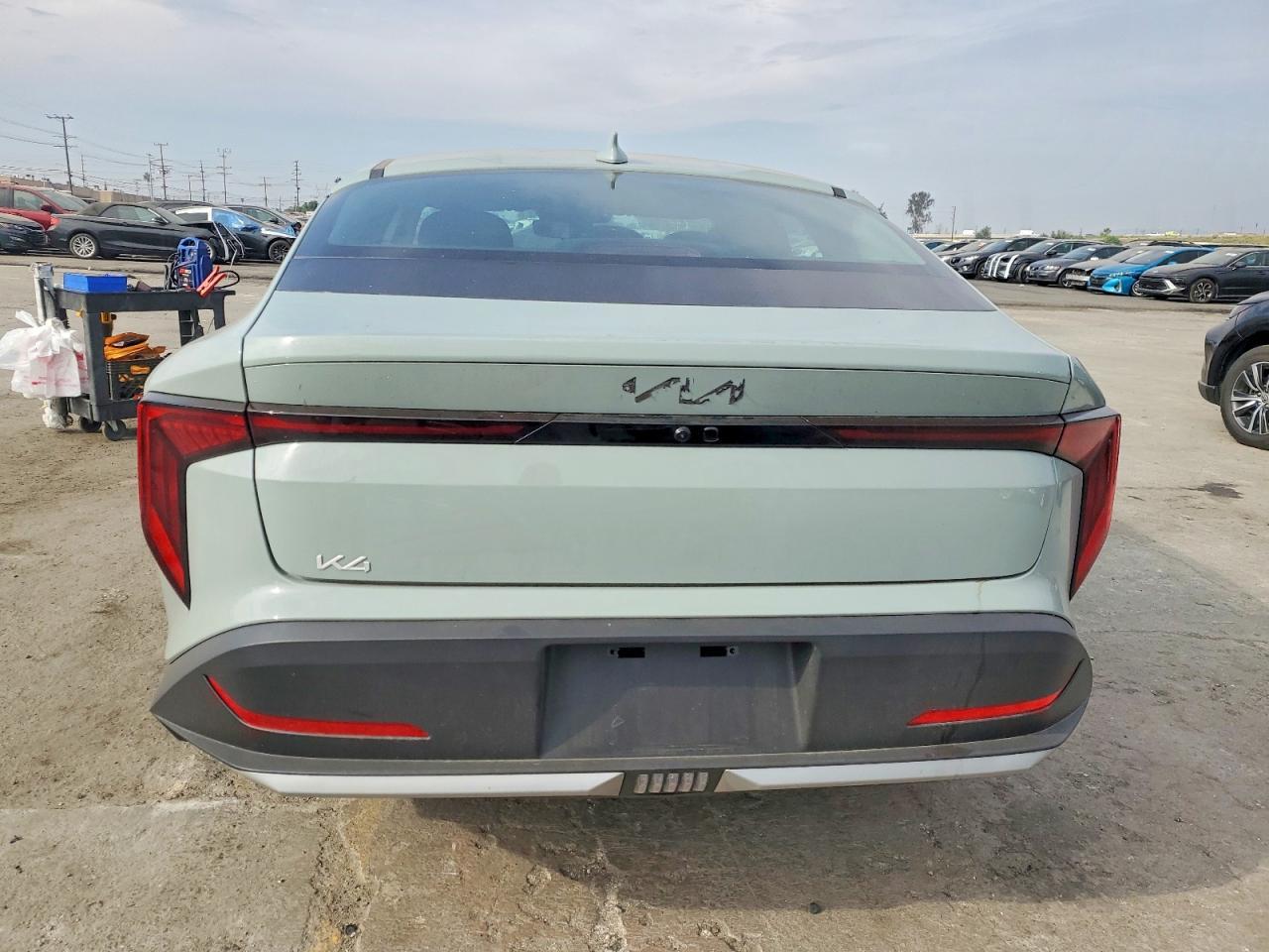 2025 KIA K4