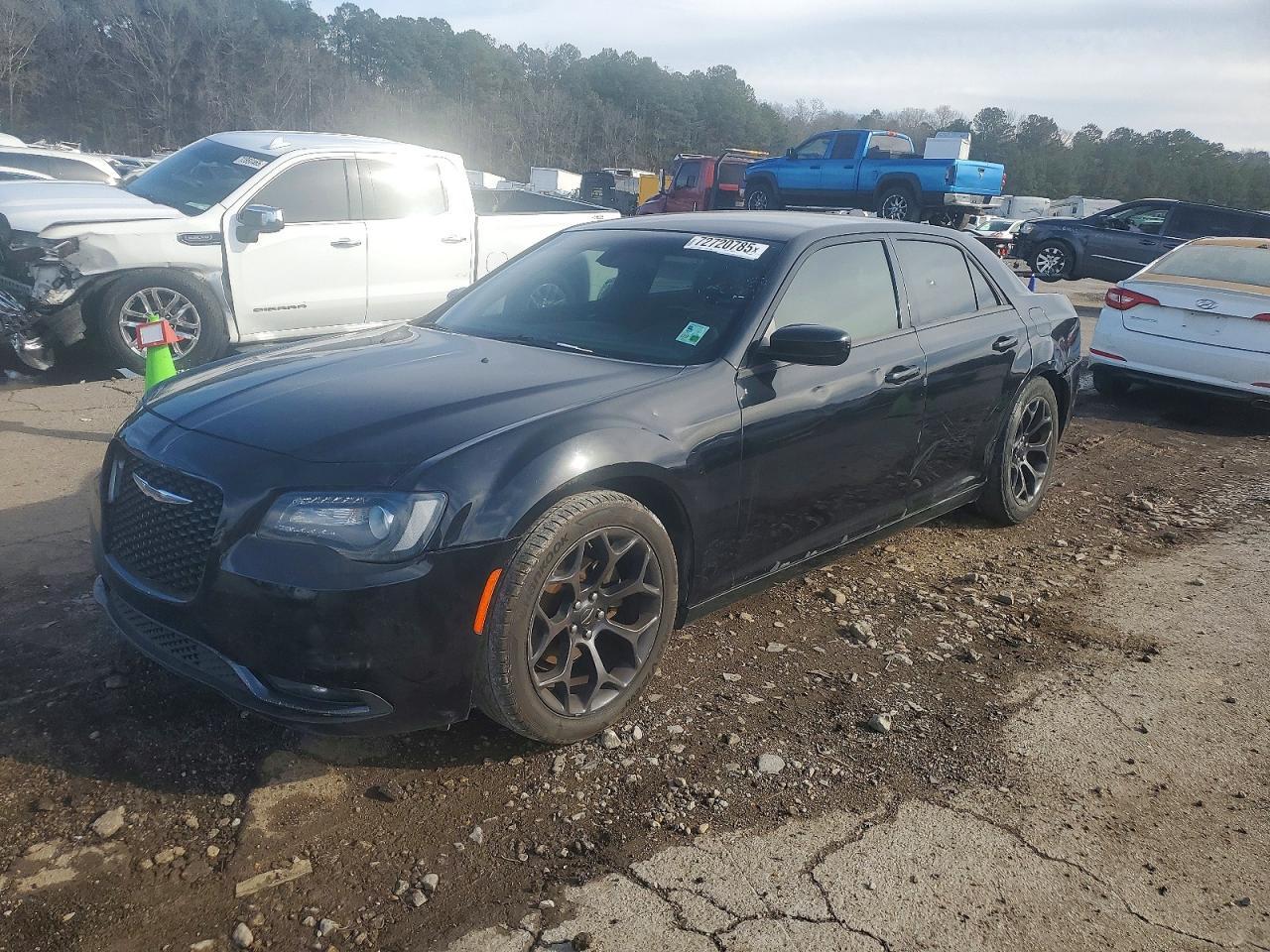 2019 CHRYSLER 300