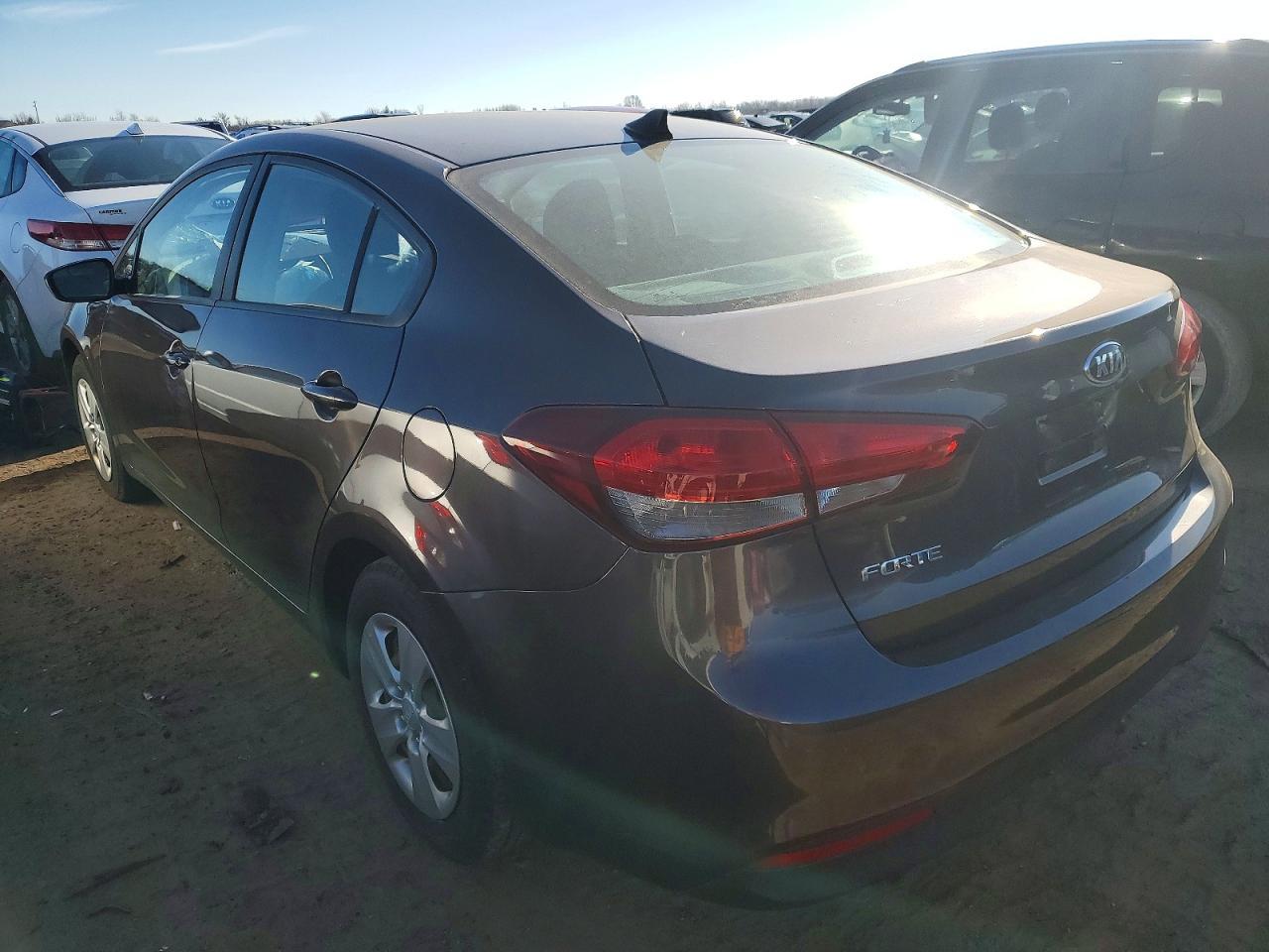 2017 KIA FORTE