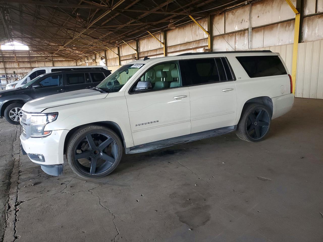 2015 CHEVROLET Suburban
