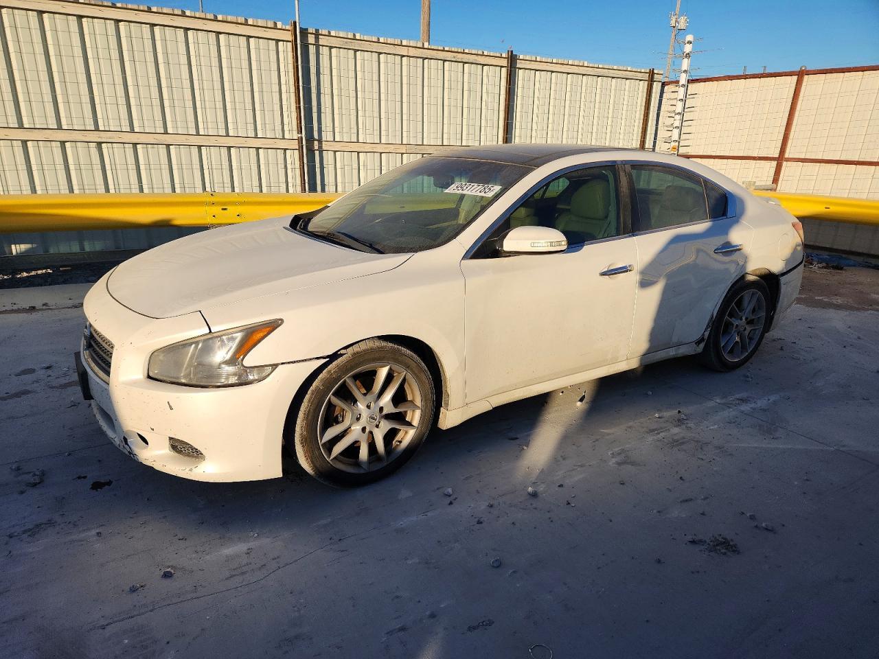 2011 NISSAN Maxima