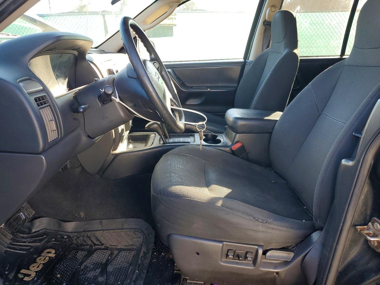 2004 JEEP Grand Cherokee