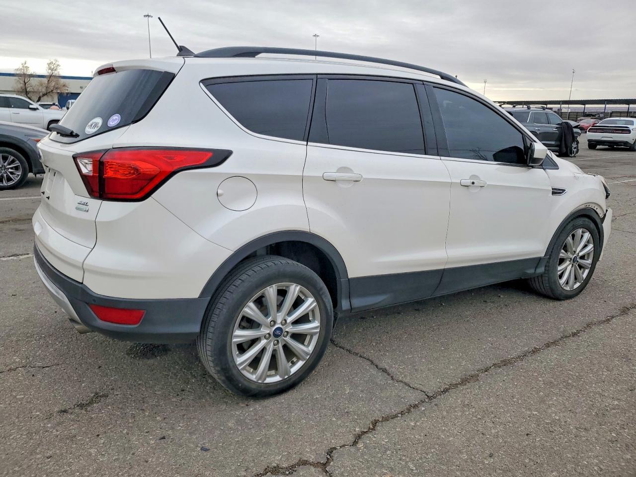 2019 FORD ESCAPE