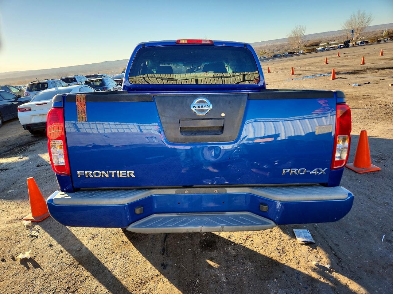 2012 NISSAN Frontier