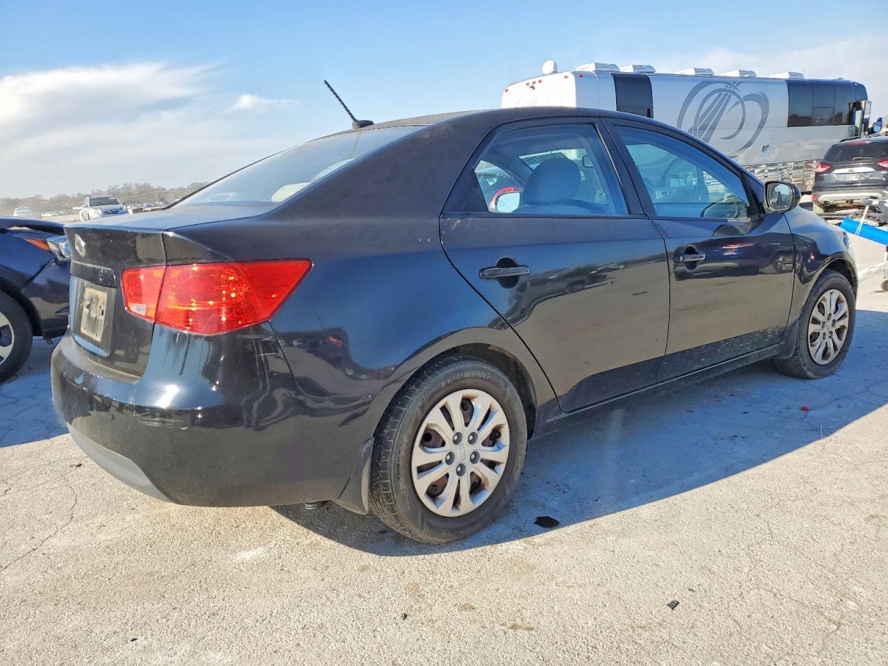 2010 KIA FORTE