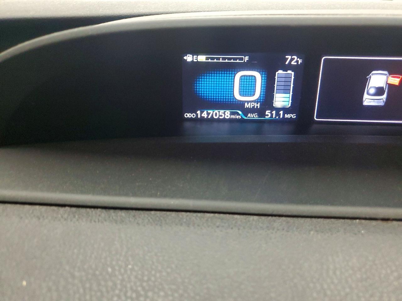 2016 TOYOTA PRIUS