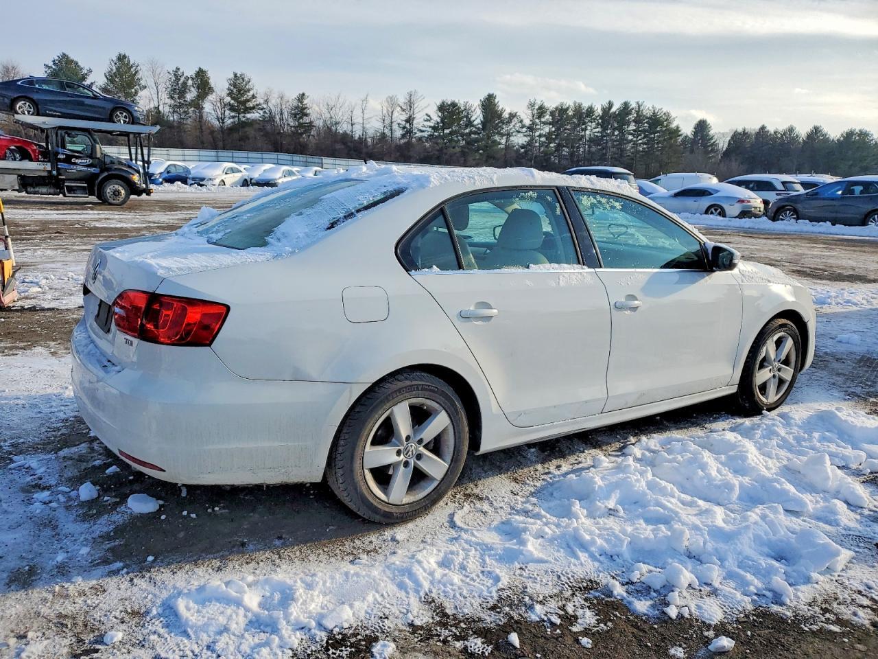 2014 VOLKSWAGEN JETTA