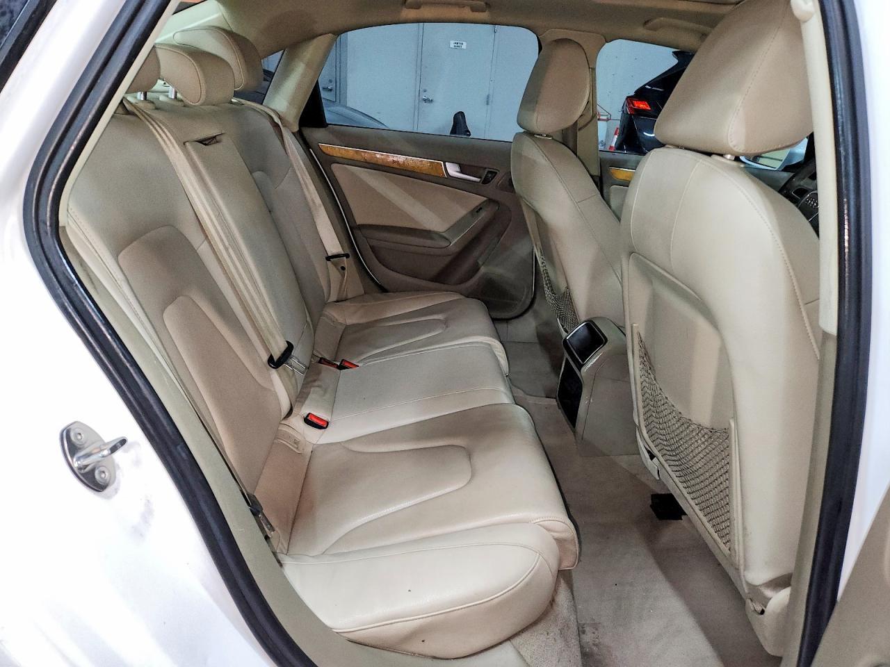 2010 AUDI A4
