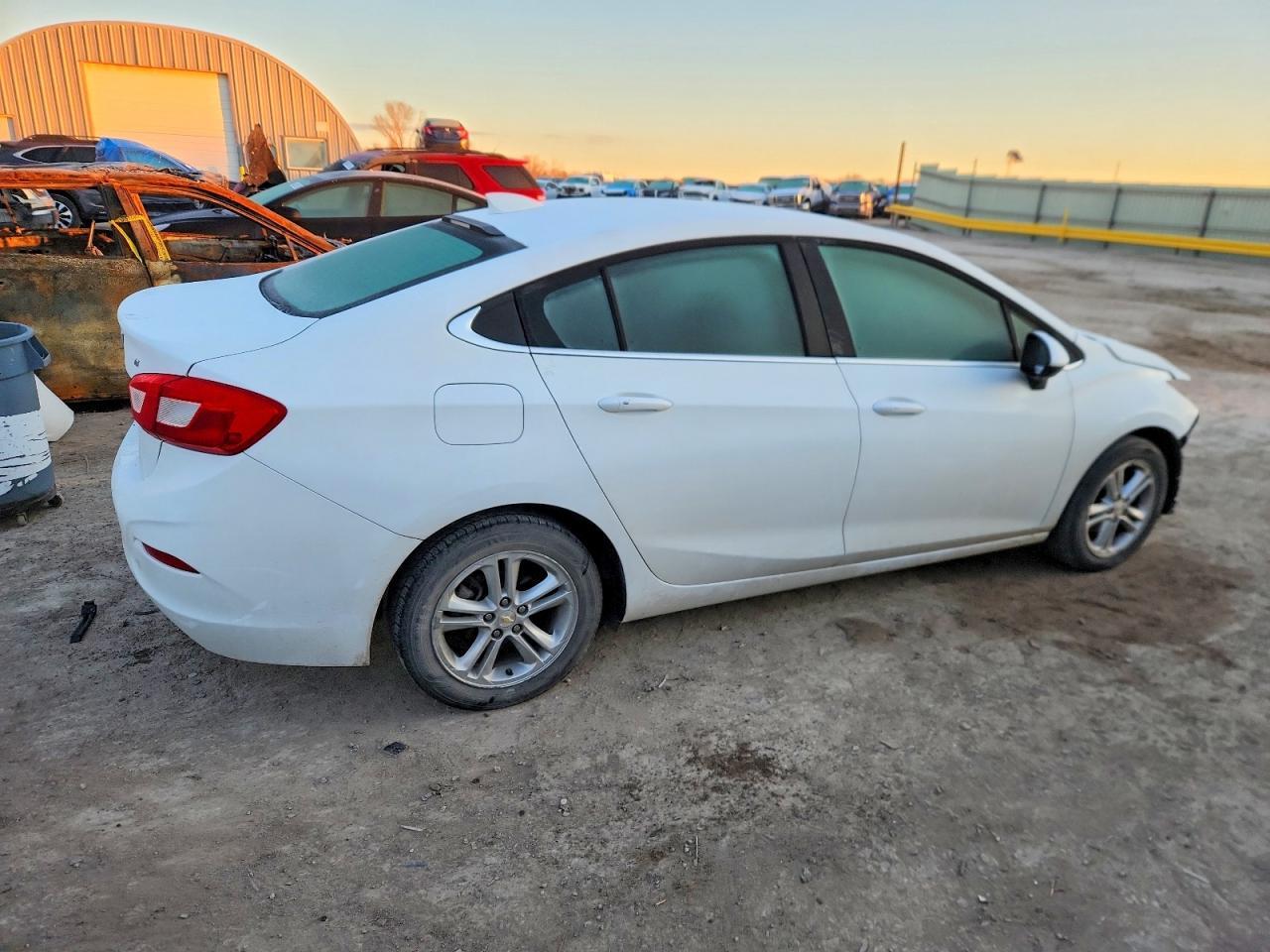 2016 CHEVROLET CRUZE