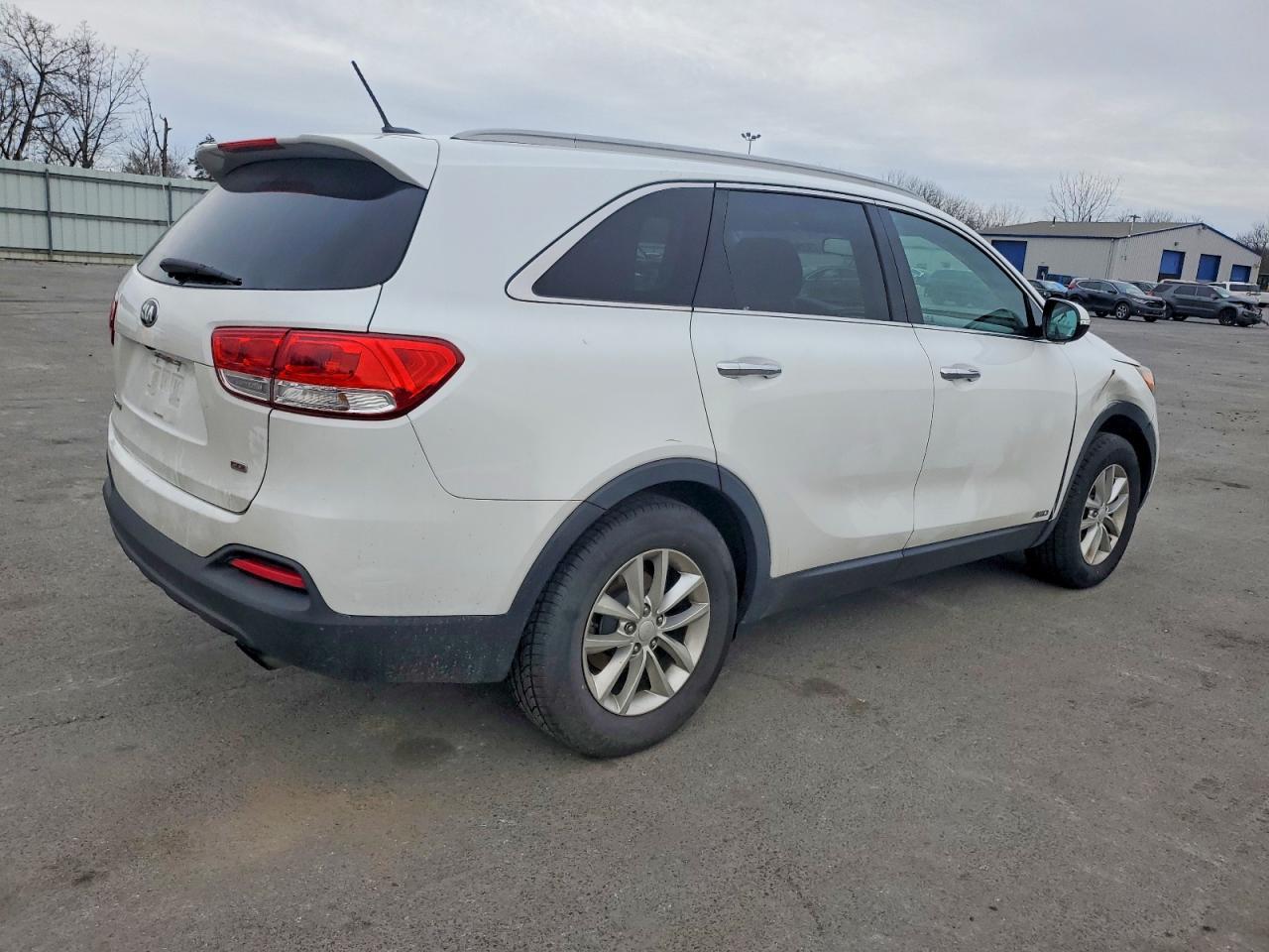 2016 KIA SORENTO