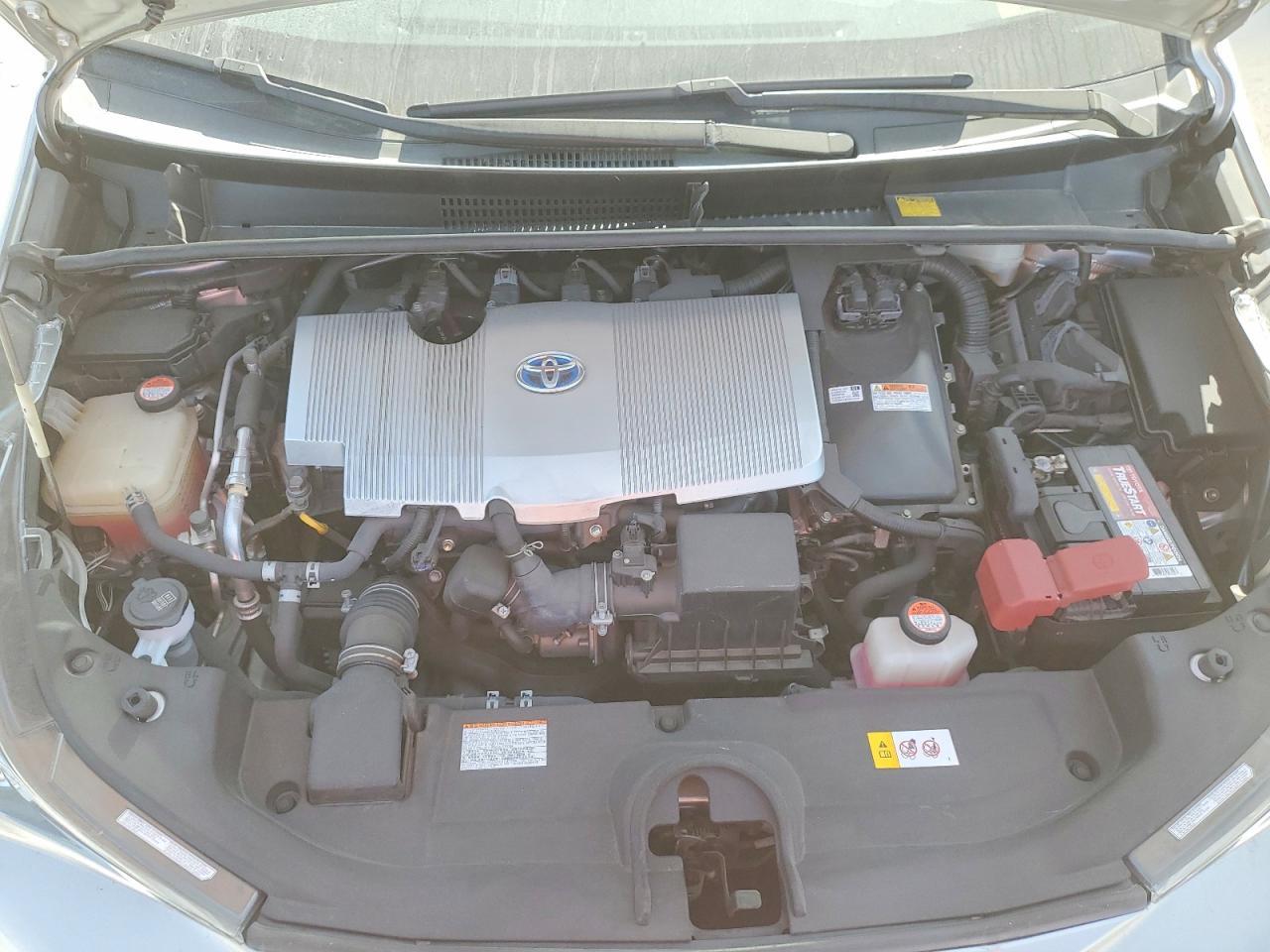 2016 TOYOTA PRIUS
