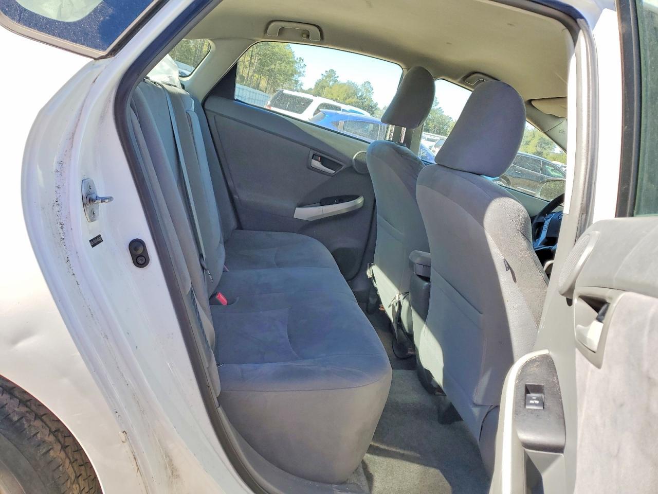2010 TOYOTA PRIUS