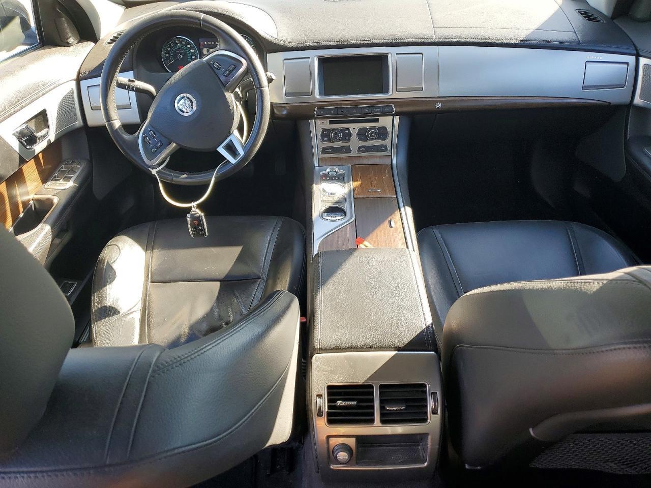 2012 JAGUAR XF