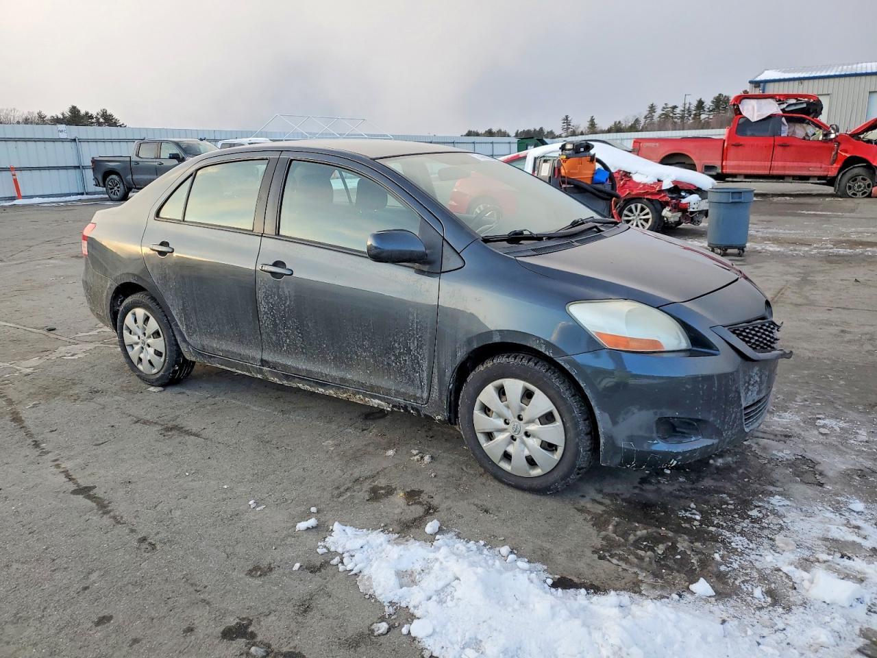 2011 TOYOTA YARIS