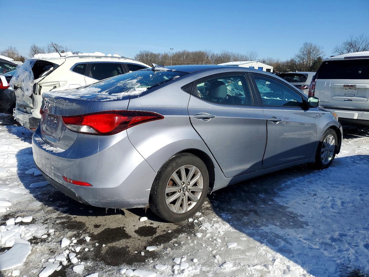 2016 HYUNDAI ELANTRA