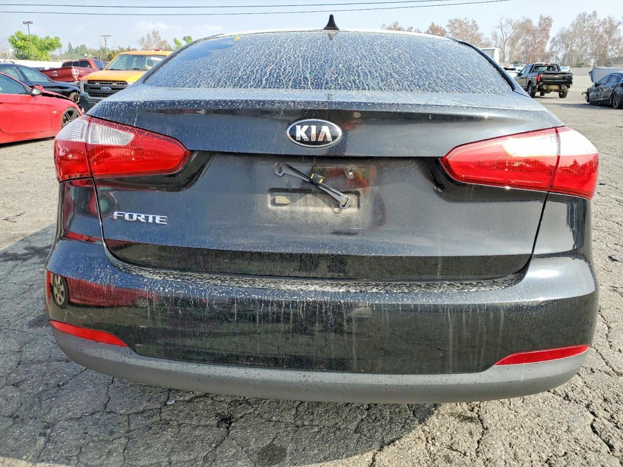 2016 KIA FORTE