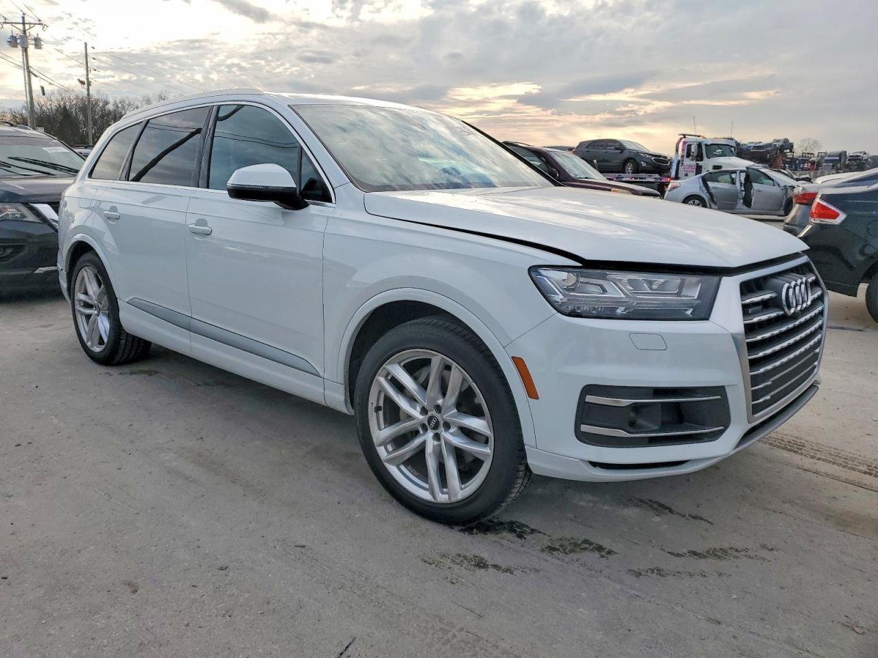 2018 AUDI Q7