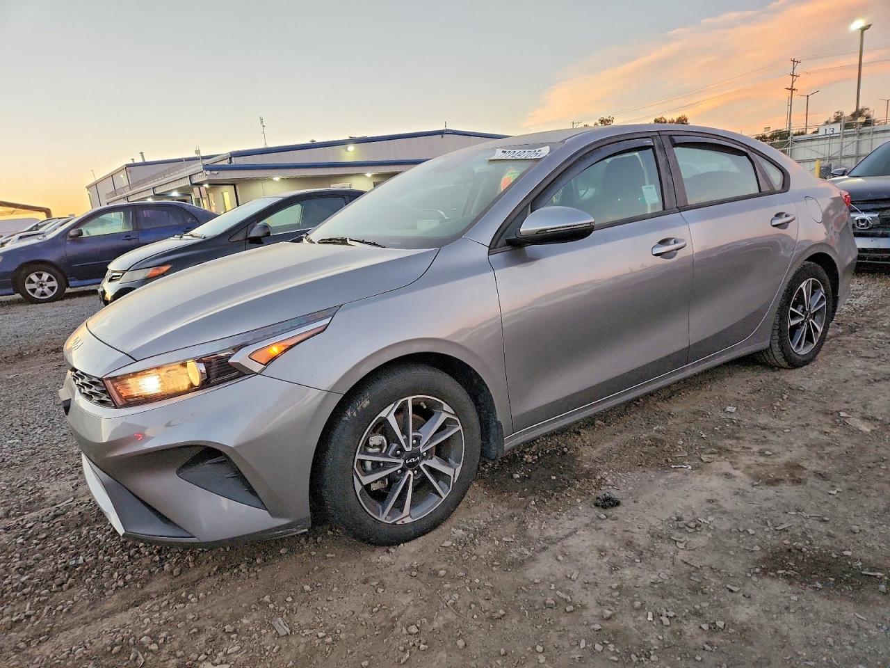 2023 KIA FORTE
