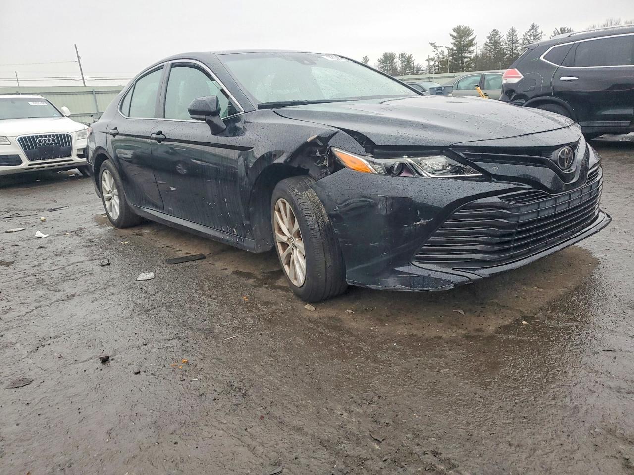 2018 TOYOTA CAMRY