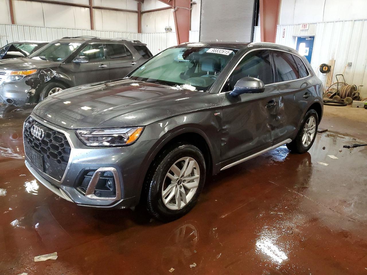 2022 AUDI Q5