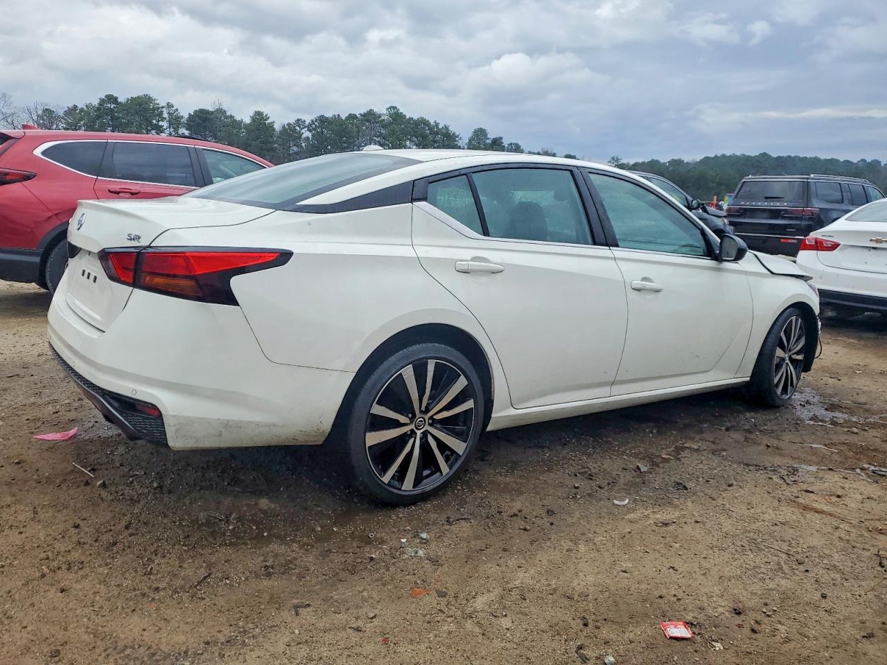 2022 NISSAN ALTIMA