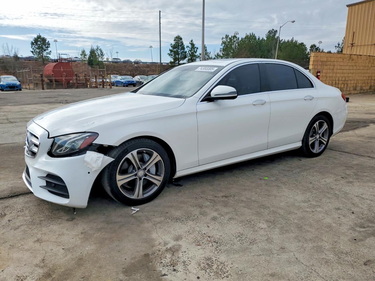 2017 MERCEDES-BENZ E-Class