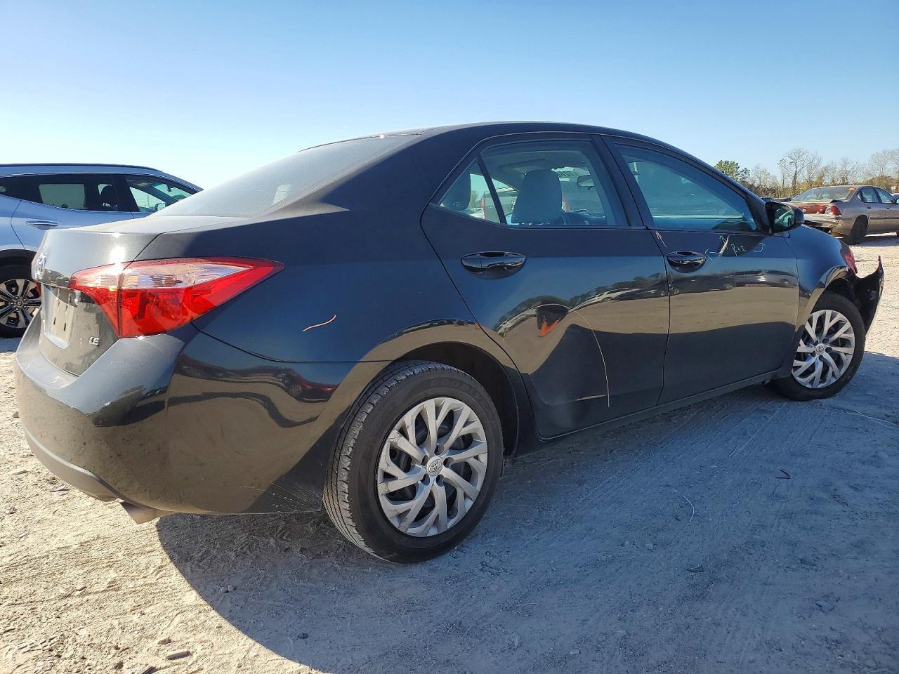 2019 TOYOTA COROLLA