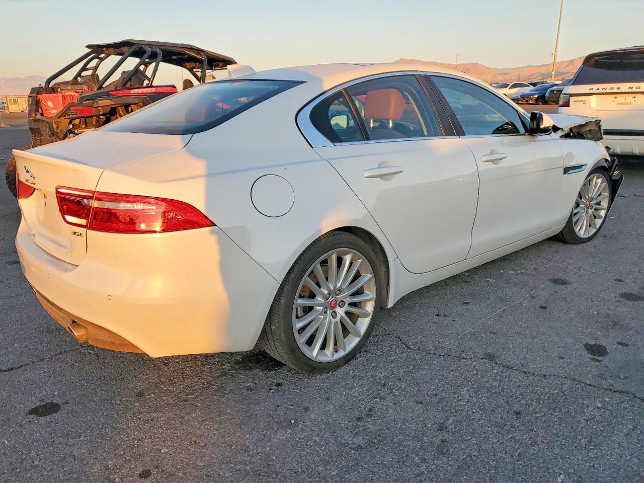 2018 JAGUAR XE