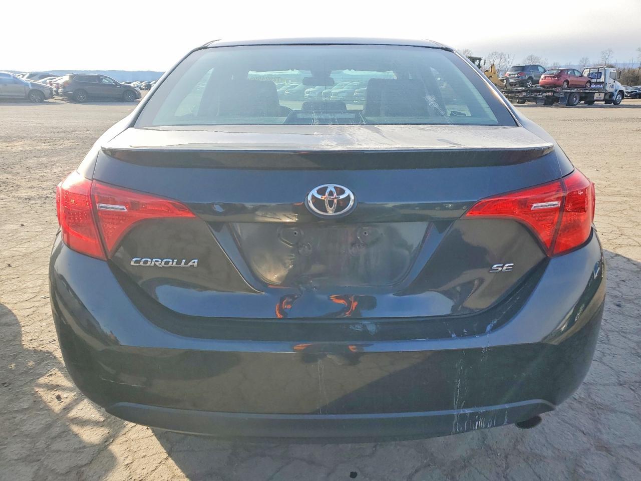 2017 TOYOTA COROLLA