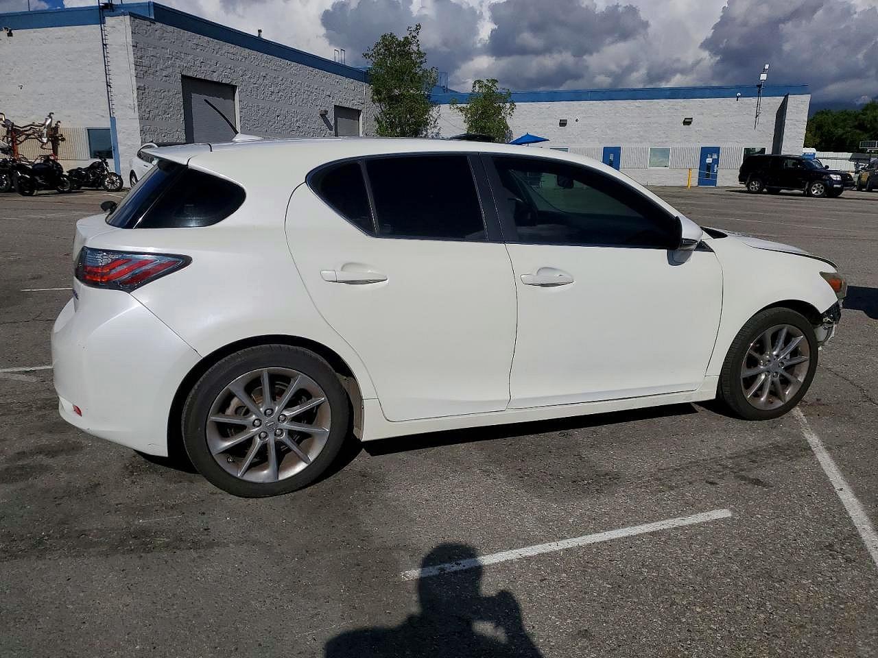 2011 LEXUS CT 200