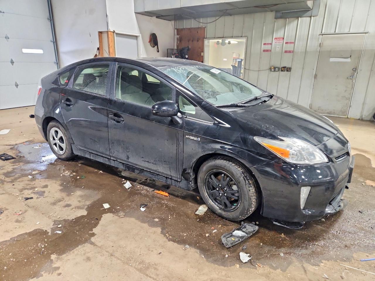 2014 TOYOTA PRIUS