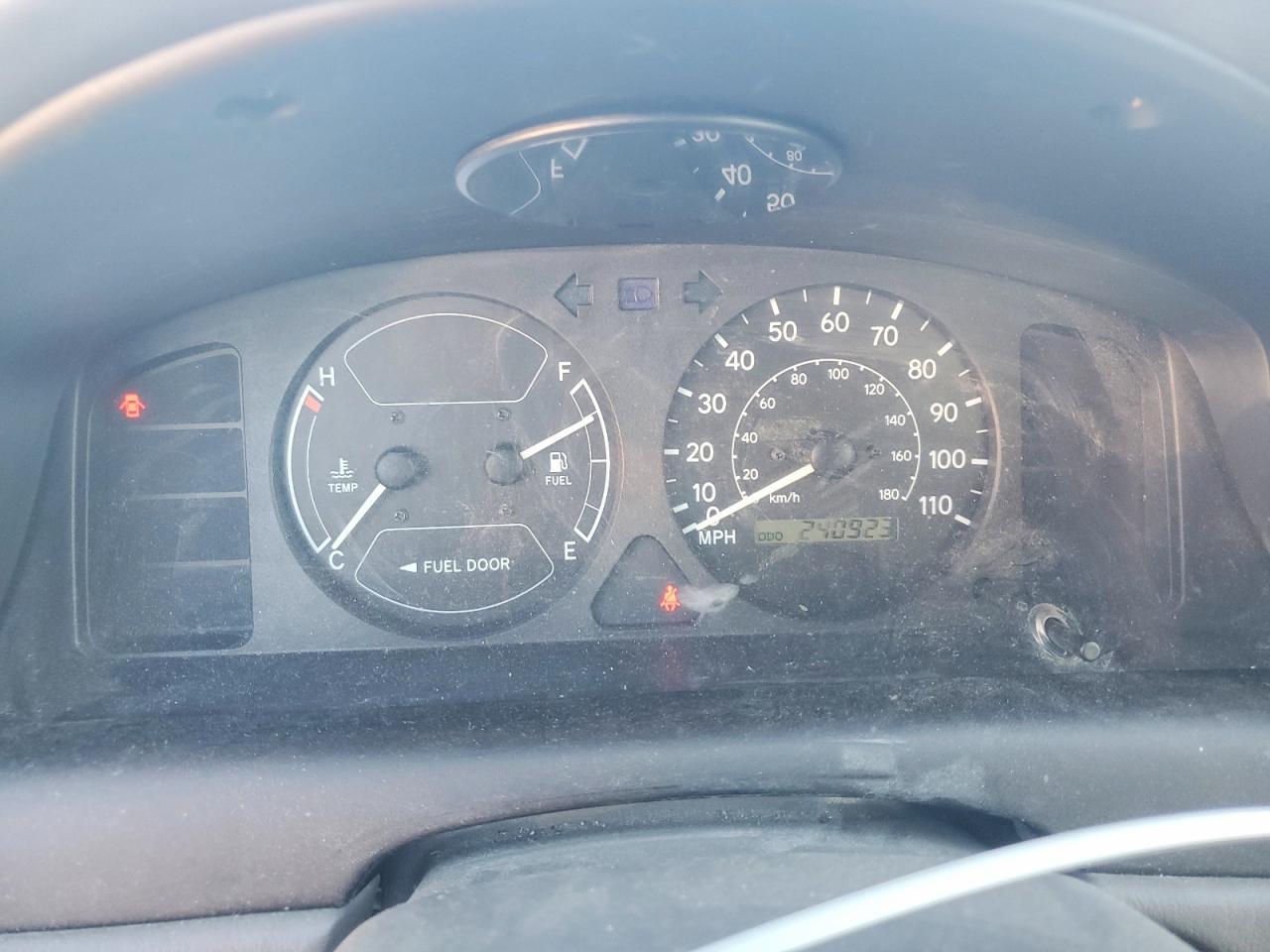 2002 TOYOTA COROLLA