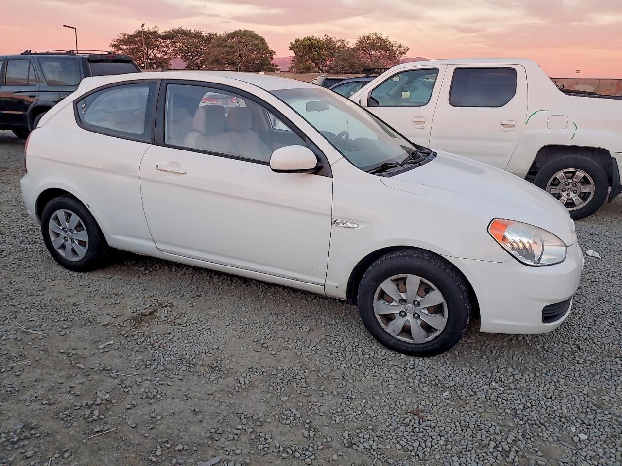 2010 HYUNDAI ACCENT