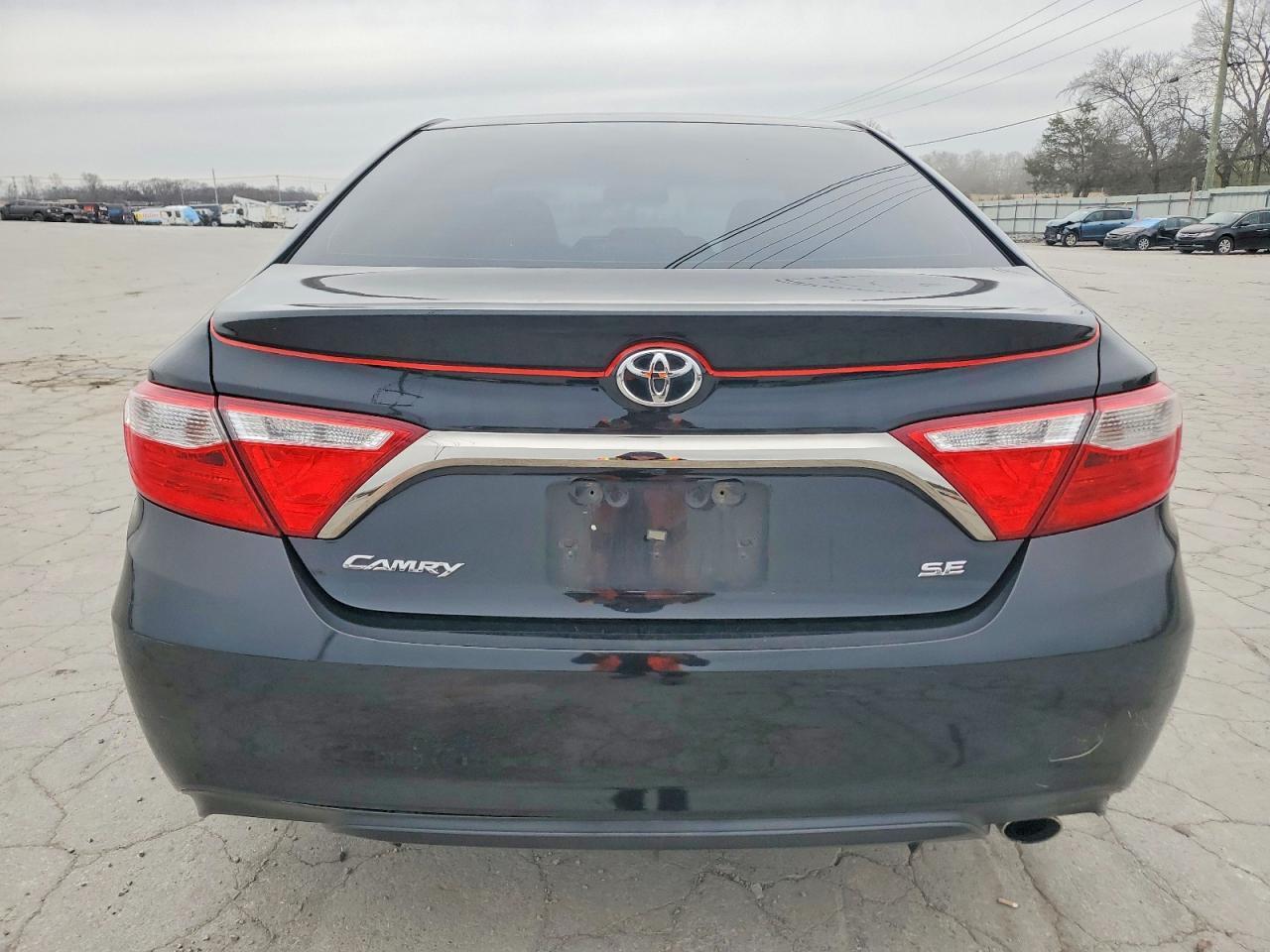 2017 TOYOTA CAMRY