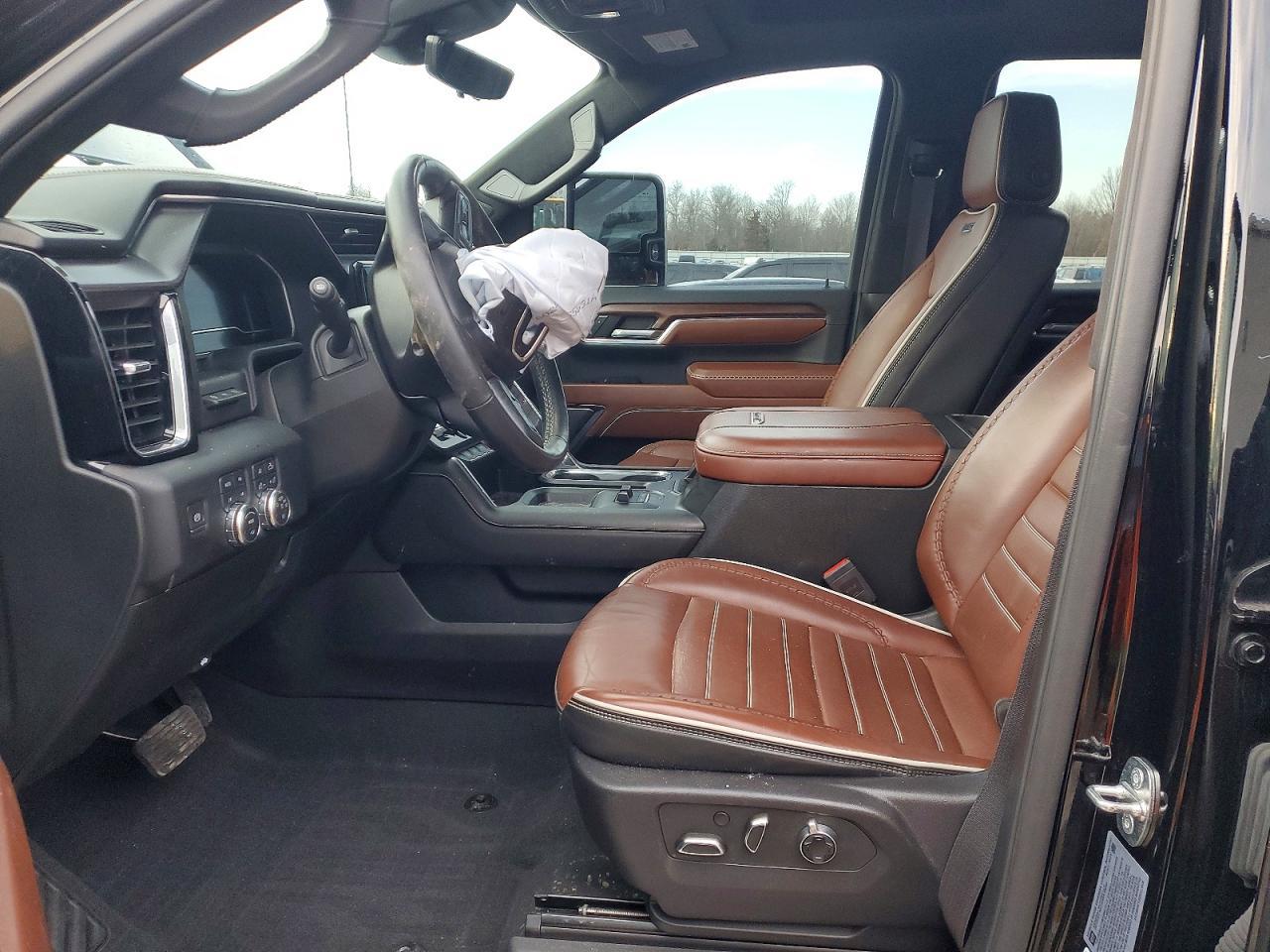 2024 GMC Sierra
