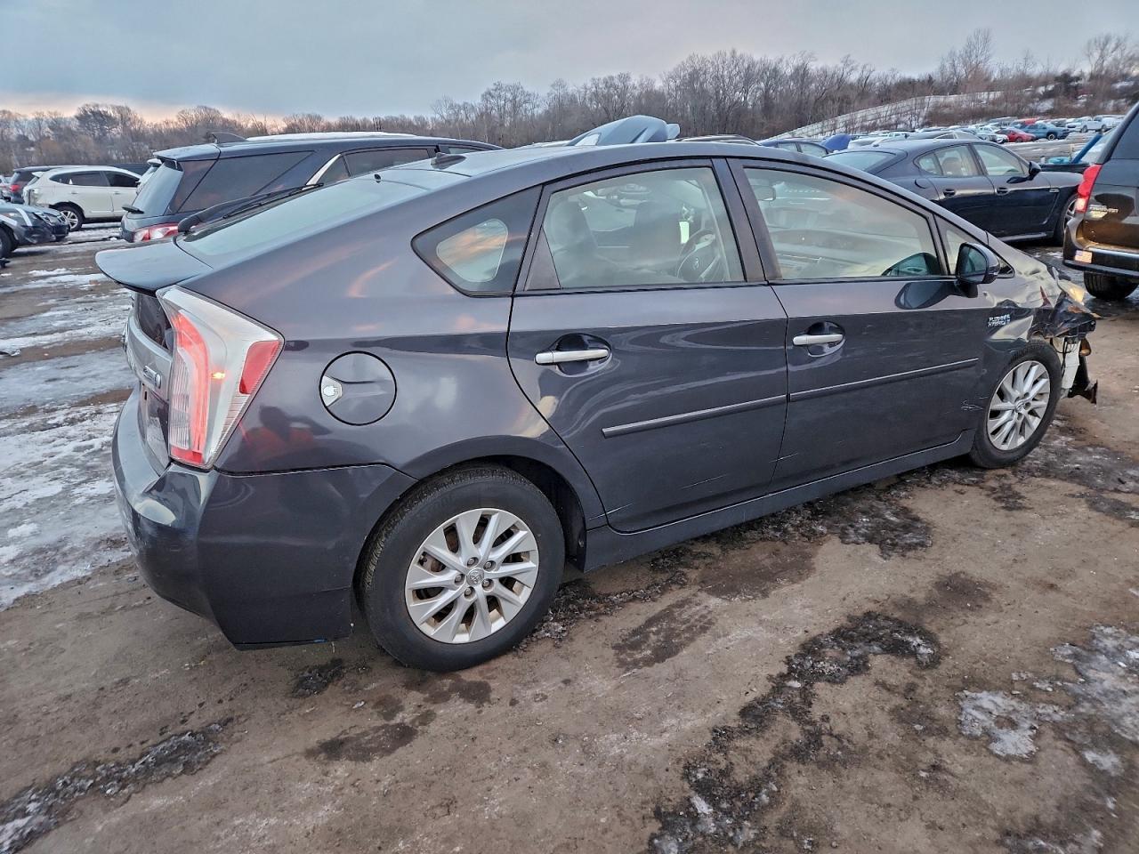 2012 TOYOTA Prius Plug-In
