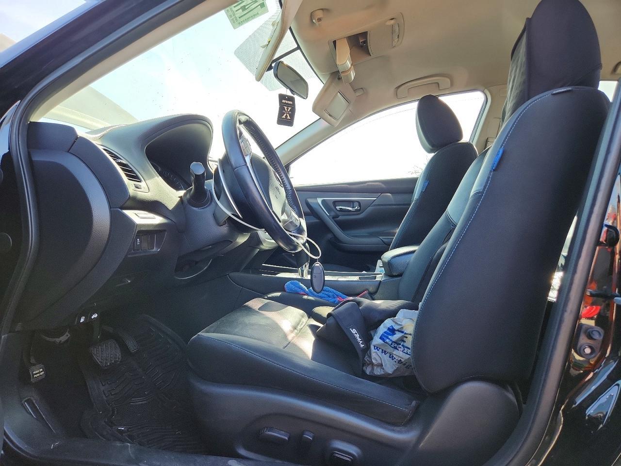 2017 NISSAN