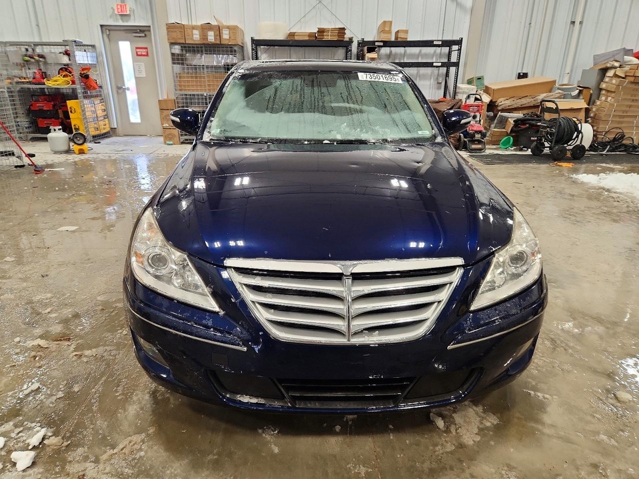 2011 HYUNDAI GENESIS