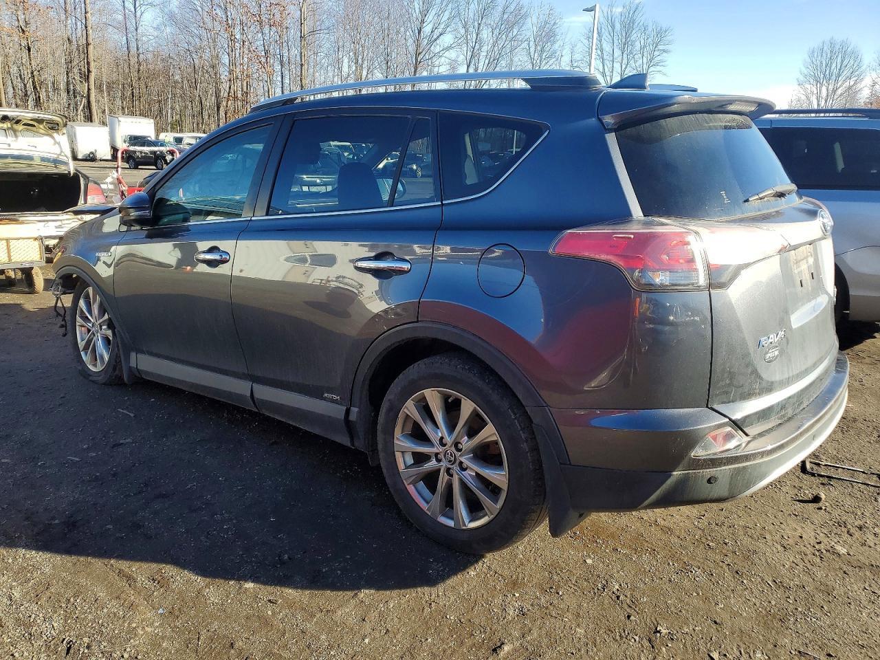 2016 TOYOTA RAV4