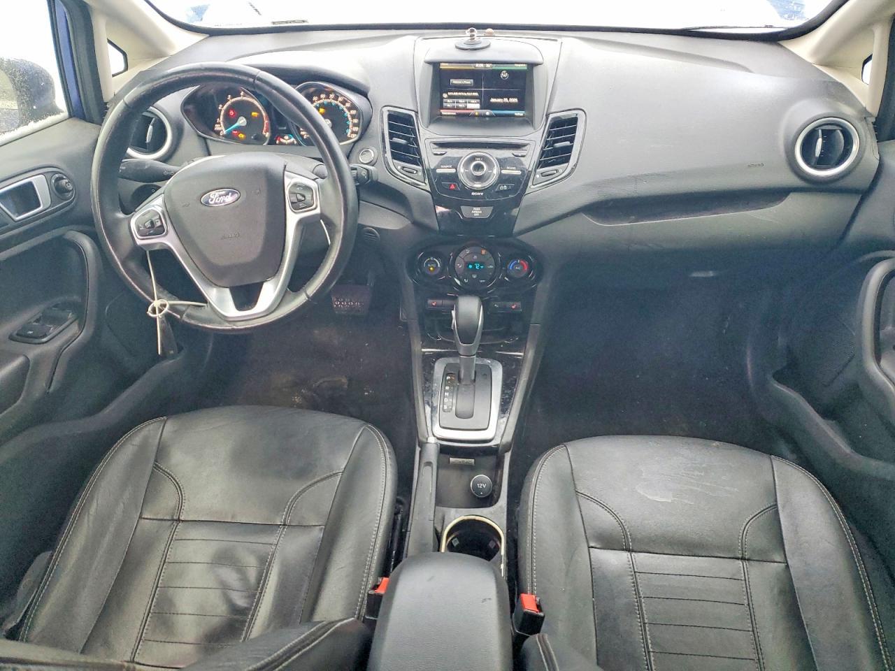 2015 FORD Fiesta