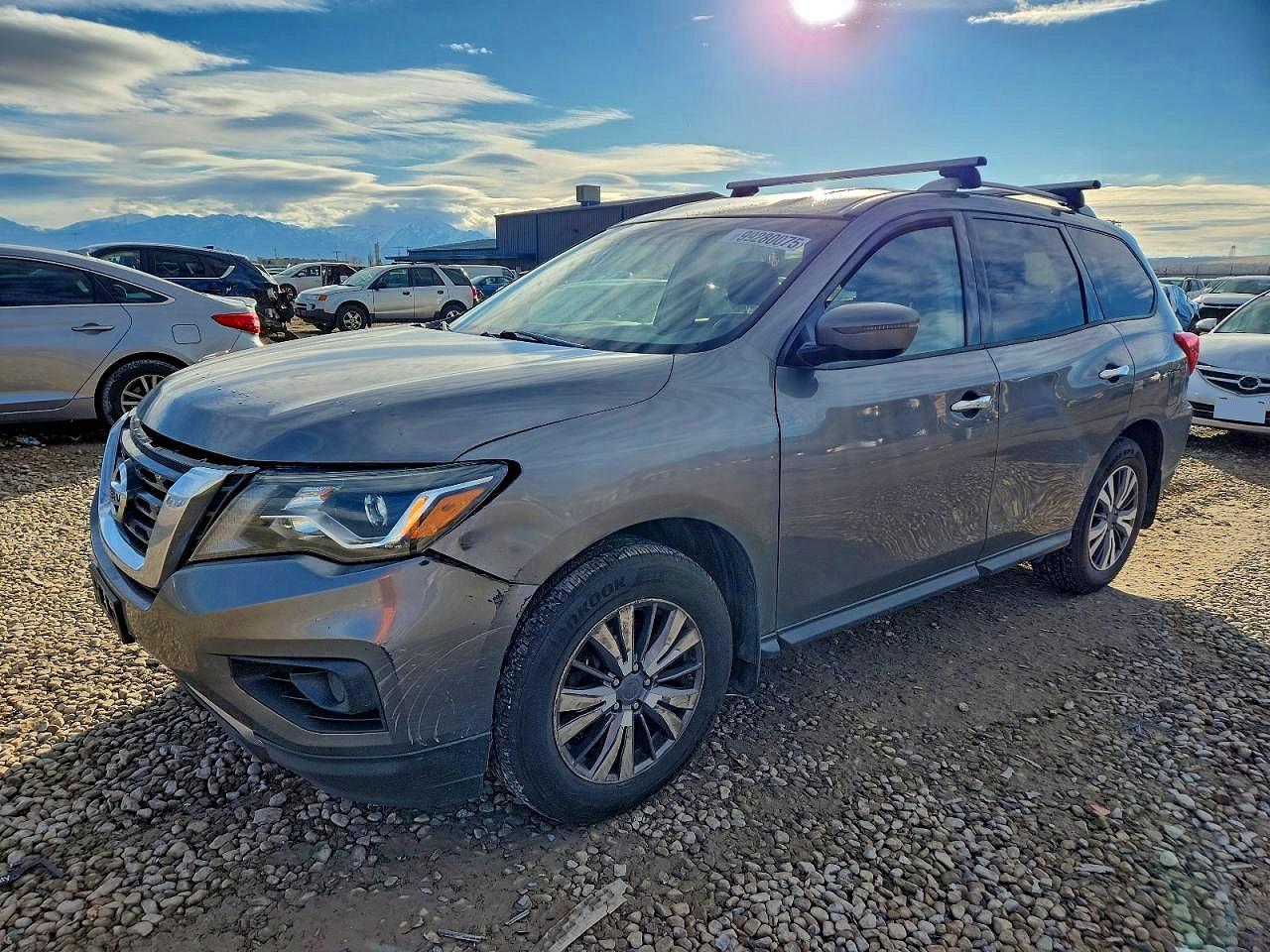 2017 NISSAN PATHFINDER