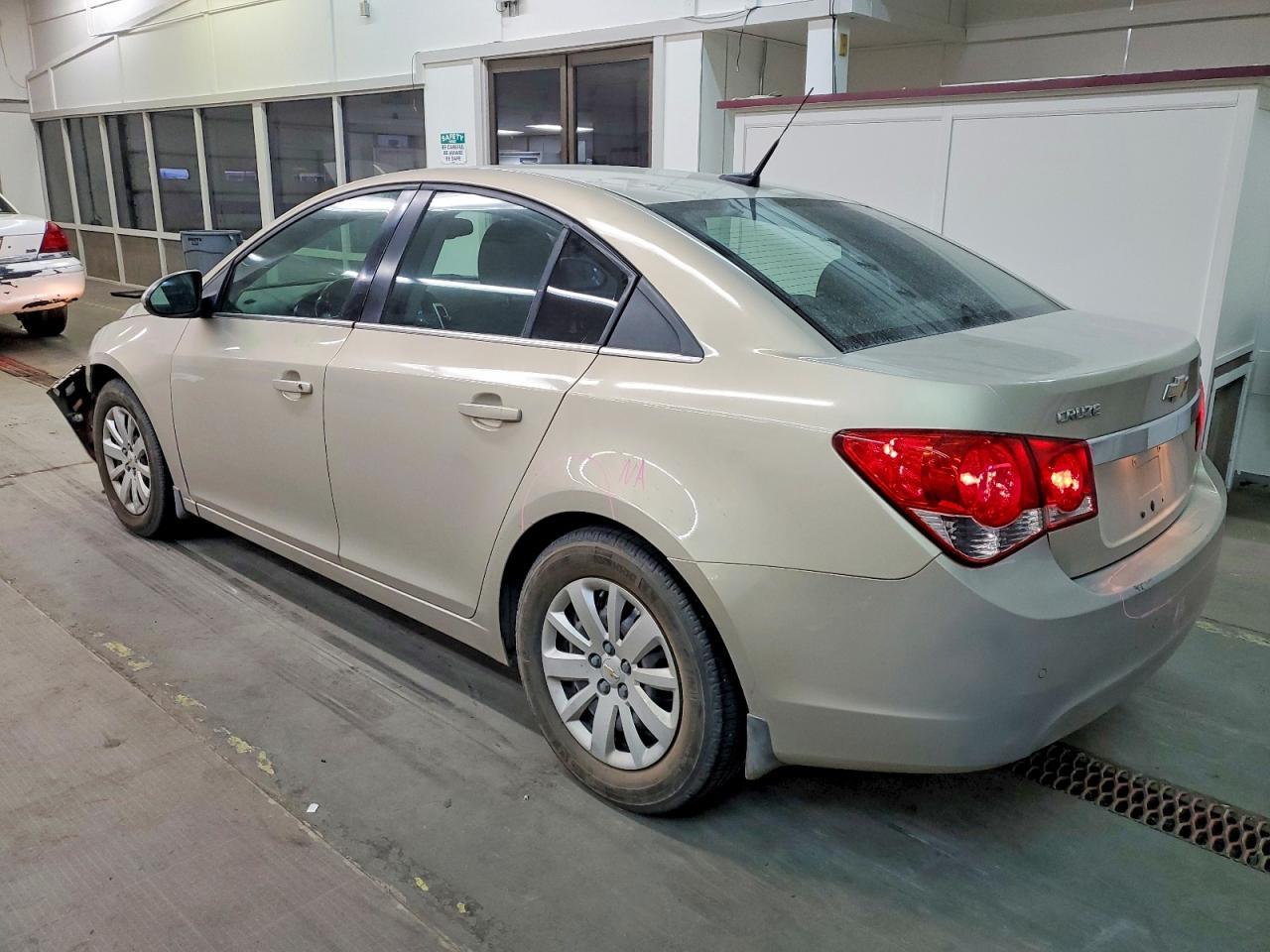 2011 CHEVROLET CRUZE