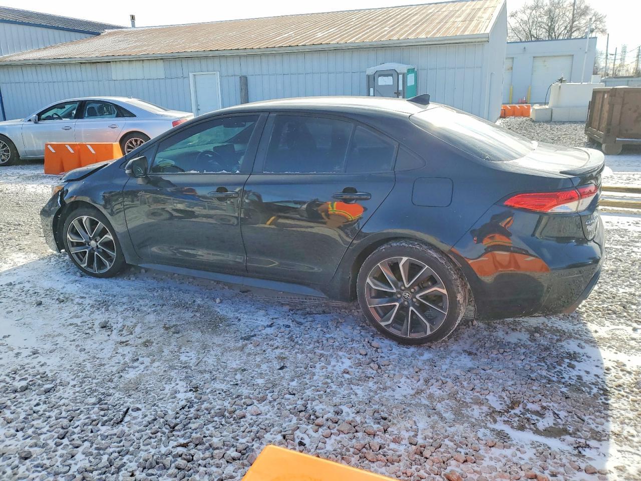 2022 TOYOTA COROLLA