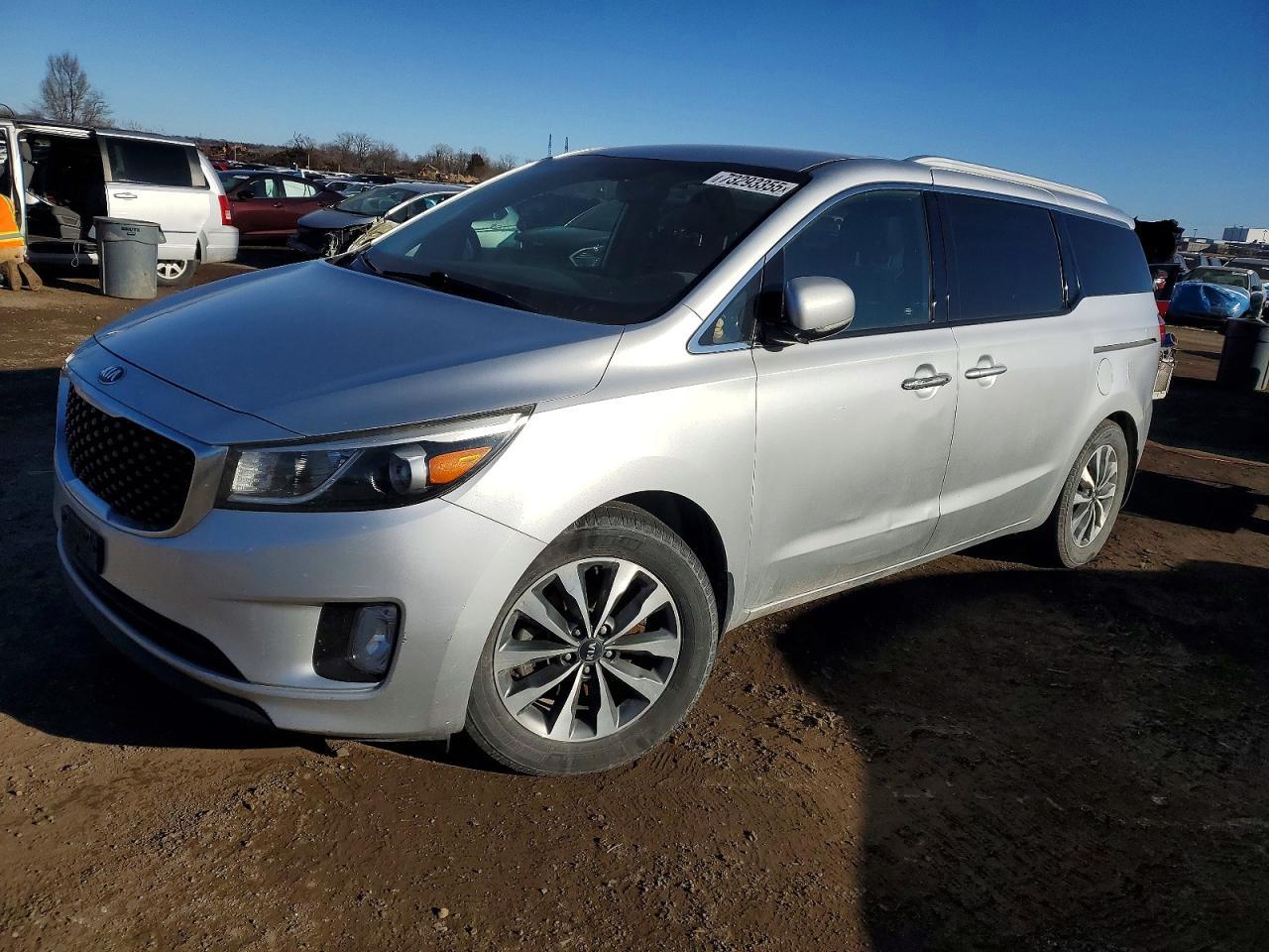 2015 KIA SEDONA